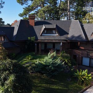 Venta Casa 6 Dormitorios Nuevo Cantegril Punta Del Este Maldonado