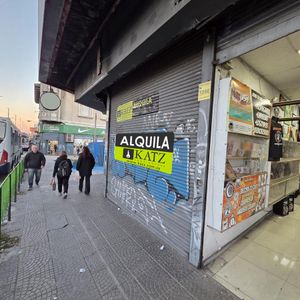 Gran Esquina, Agraciada Y Pilar Costa, 85 M2 , 5 Mts De Frente !!
