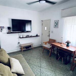 Venta Casa 2 Dormitorios Con Patio Y Garaje En Excelente Zona De Brazo Oriental