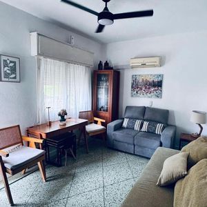 Venta Casa 2 Dormitorios Con Patio Y Garaje En Excelente Zona De Prado.