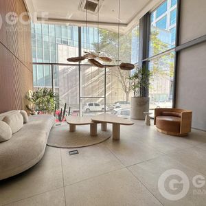 Venta De Apartamento De 3 Dormitorios Con Balcón Con Renta En Ciudad Vieja