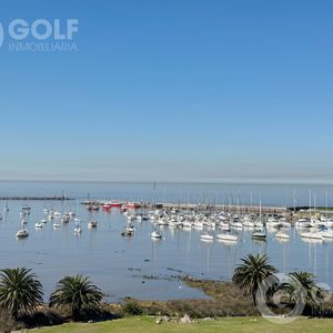 Venta Apartamento De 3 Dormitorios Con Vista Al Puertito Del Buceo