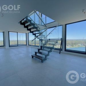 Venta Penthouse De 4 Dormitorios Carrasco Boating