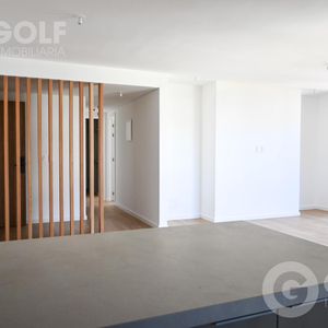 Alquiler De Apartamento 2 Dormitorios Con Cochera Trento