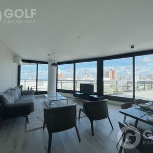 Venta De Apartamento De 3 Dormitorios Con Gran Terraza Y Parrillero En Buceo