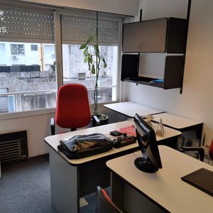 Apartamento De Dos Dormitorios En Venta En Centro