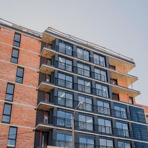 Apartamento Monoambiente En Alquiler En La Blanqueada Con Patio