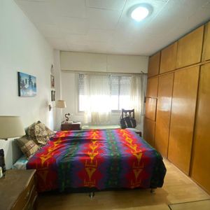 Venta Casa 3 Dormitorios Más Escritorio. A Metros De 18 De Julio, Terminal 3 Cruces Y Centros De Salud. Usd119000   24 Cuotas De Usd1500. Excelente Zona De Parque Batlle.