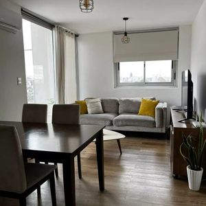 Venta Apartamento 2 Dormitorios Penthouse Con Parrillero En Cordón / Tres Cruces