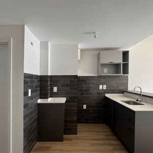 Alquiler De Apartamento 1 Dormitorio Con Terraza En Barrio Tres Cruces, Montevideo