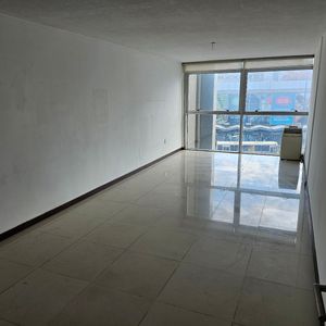 Alquiler De Monoambiente En Cordón: Arenal Grande Y Brandzen 