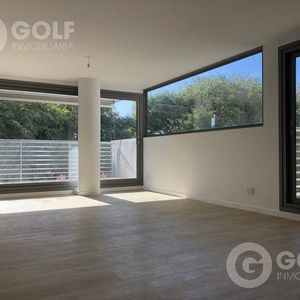 Venta Apartamento Alquilado 3 Dormitorios, 2 Garajes, Golf, Montevideo