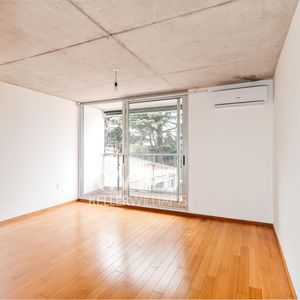 Monoambiente En Alquiler En Pocitos, Julio César Y Plácido Ellauri