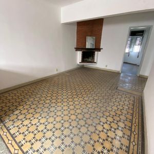 Venta Casa 3 Dormitorios Con Posibilidad De Un 4to Dormitorio En Altillo, Excelente Ubicación Con Transporte Y Zona Céntrica. Barrio Reducto.