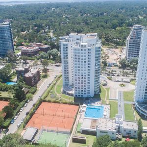 Apartamento Penthouse Sobre Av. Roosevelt