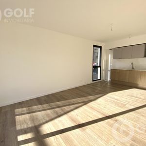 Venta Apartamento De 2 Dormitorios Con Terraza En Tres Cruces