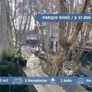  Alquiler Apartamento De 2 Dormitorios Con Balcón Y Terraza En Parque Rodó.