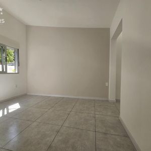 Apartamento De Dos Dormitorios En Alquiler En Carrasco Norte - 013