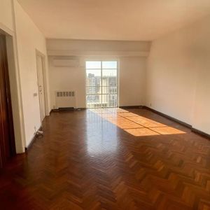 Alquiler De Apartamento En Cordon 4 Dormitorios Garaje