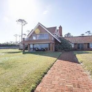 Casa En Playa Mansa