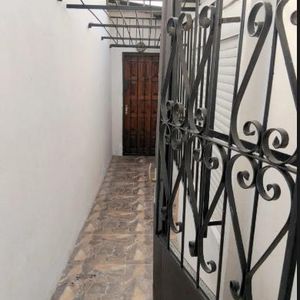 Alquilo Apartamento 2 Dormitorios, Muy Seguro. Cerca De Supermercados, Colegios, Plazas. Sin Gastos Comunes. Zona Flor De Maroñas.