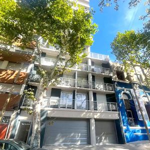 Apartamento Venta 1 Dormitorio Con Renta De 26.600$ Barbacoa Cordón Soho