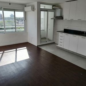 Alquiler De Apartamento En La Blanqueada: Carlos Crocker Y 8 De Octubre