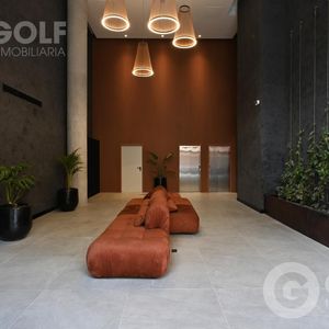 Venta De Apartamento De Un Dormitorio Con Terraza - Centro