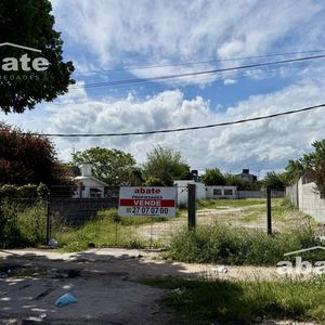 Venta De Terreno 2619 M2 En Piedras Blancas Céntrico