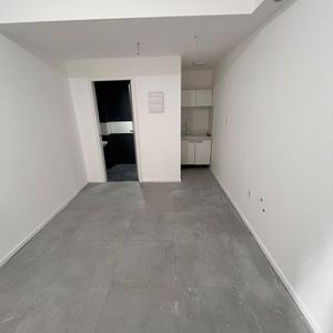 Alquiler Local En Centro (montevideo)