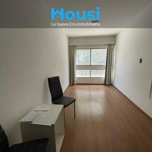 Venta Apartamento Monoambiente. Vista Al Frente, Luminoso, Excelente Zona Sobre 18 De Julio. Centro