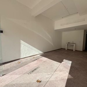Alquiler De Local Comercial Ubicado Al Frente - ( Tres Cruces)