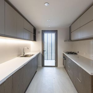 Alquiler Apartamento De 2 Dormitorios Amoblado En Carrasco