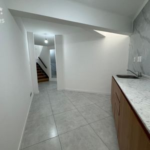 Apartamento De Un Dormitorio En Alquiler En Malvín - Ss101