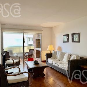 Apartamento En Playa Mansa