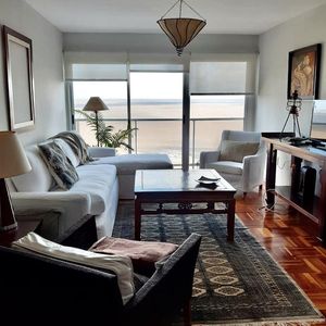 Alquiler Apartamento Punta Carretas  3 Dorm, Servicio Gge Vista
