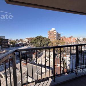 Venta De Apartamento 2 Dormitorios, En La Blanqueada.