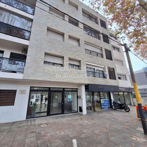 Venta Monoambiente Pocitos Nuevo Con Cochera