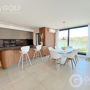 Venta De Apartamento De 3 Dormitorios Con Terraza En Carrasco Boating