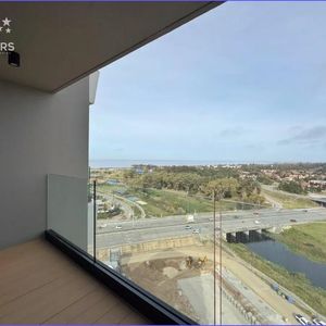 Apartamento 3 Dormitorios En Alquiler Con Muebles En Barra De Carrasco - 1701