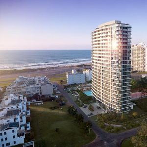 Venta Apartamento Dos Dormitorios  Playa Brava