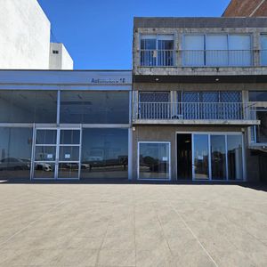 Terreno 1060 M2 Rbla. Rep. De Chile Y Solano Lopez Excelente Ubicacion!!  