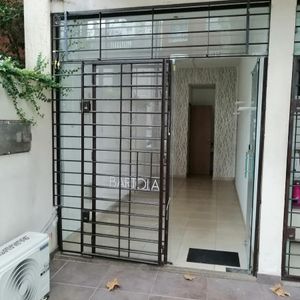 Venta De Local Comercial En Pocitos