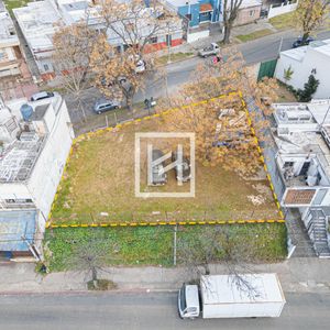 Venta Terreno Sobre Propios Con Frente A Dos Calles