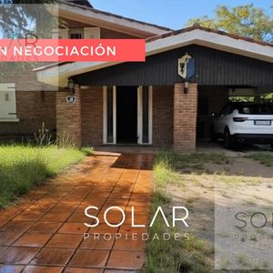Venta Espectacular Chalet Sobre Av. Pérez Butler, El Pinar Sur