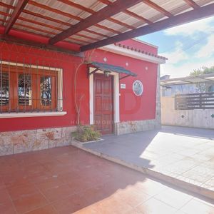 Alquiler Casa, 2 Dormitorios 2 Baños Muy Cerca De La Paz Bbcoa Cerrada