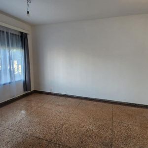 Venta Casa 2 Dormitorios Con Balcón Y Azotea En Excelente Zona De Parque Batlle