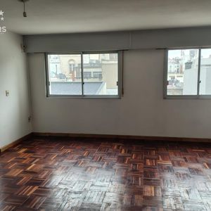 Apartamento   Monoambiente En Alquiler  En El Centro