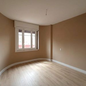 Alquiler De Casa En Paso Molino, Ideal Para Empresas, Consultorios O Similares. | 4 Dormitorios, 2 Baños