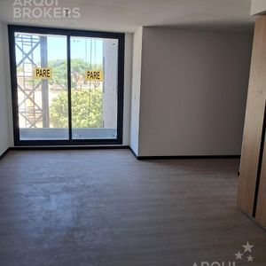 Apartamento De Dos Dormitorios En Venta En Parque Batlle - 908